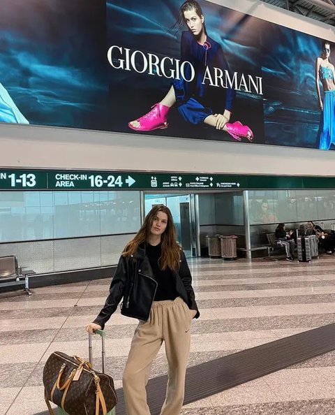 Penampilan Luna Bijl Kekasih Maarten Paes. [@lunabijl]