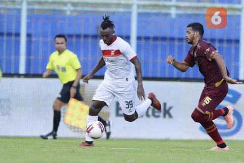 Ilustrasi - Pemain naturalisasi yang tidak pernah memperkuat Timnas Indonesia (Bola.com/Adreanus Titus)