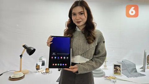 Selain Galaxy S24 FE, Samsung juga memperkenalkan tablet flagship baru mereka, Galaxy Tab S10 Series. Kali ini ada dua versi dari tablet ini yang meluncur di Indonesia yakni Galaxy Tab S10