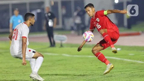 FOTO: Sujud Syukur Pemain Timnas Indonesia Lolos ke Piala Asia U-20 2025 usai Tahan Imbang Yaman