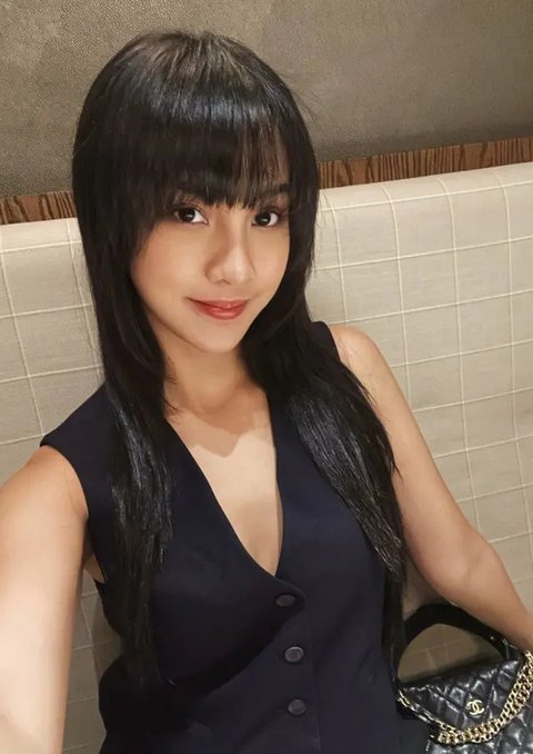Anya beberapa kali mengunggah potretnya dengan gaya rambut barunya ini.   [Foto: Instagram/ Anya Geraldine]