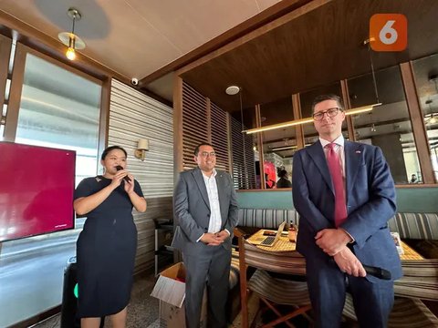 Wakil Duta Besar Switzerland untuk Indonesia Mathias Domenig dalam pertemuan dengan media, Jumat (27/9/2024). (Liputan6.com/Benedikta Miranti)