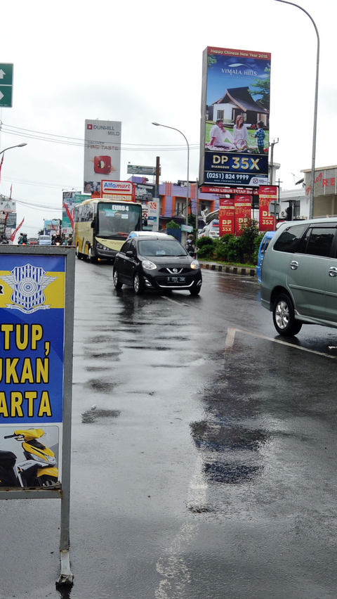 Siang Ini, Polisi Berlakukan One Way dari Puncak Bogor ke Jakarta