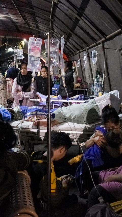 Pengecekan Gedung RSUD Sumedang Belum Rampung Usai Gempa, Ratusan Pasien Ditempatkan di Tenda Darurat