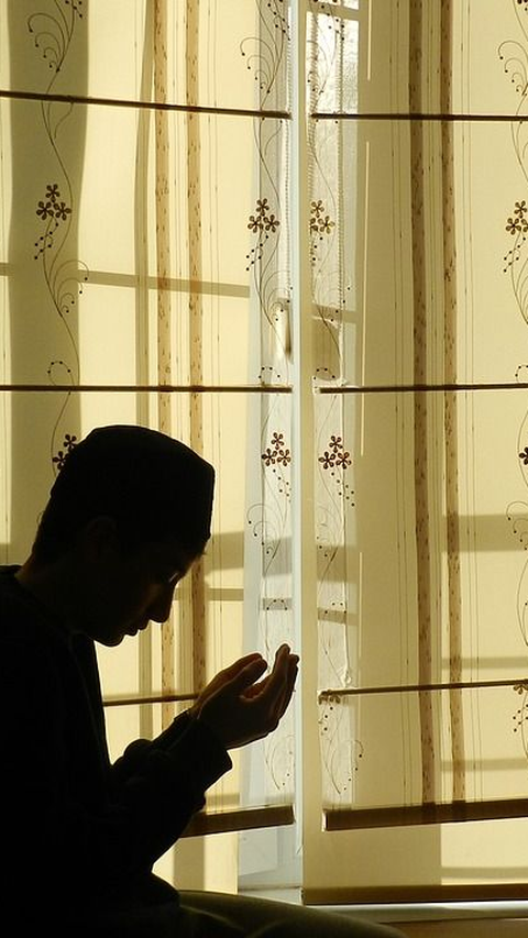 Sholat Tahajud Jam Berapa? Berikut Penjelasannya