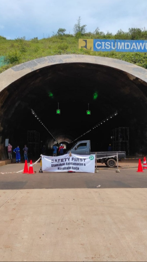 Kakorlantas Polri Sebut Terowongan Tol Cisumdawu Masih Layak Pakai Usai Gempa Sumedang<br>