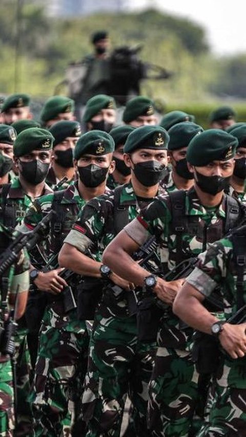 Luar Biasa, Kedatangan Sosok Pak De Disambut Meriah Para Prajurit TNI, Ternyata Gara-Gara ini