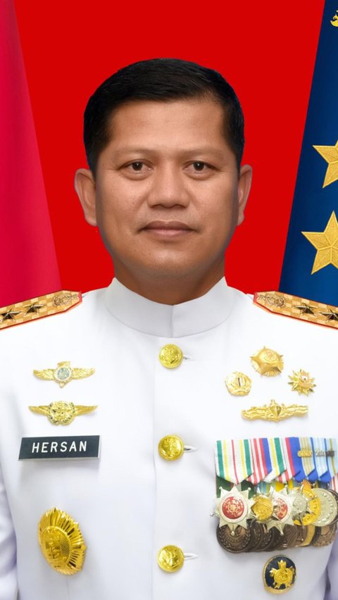 1. Laksamana Muda TNI Hersan<br>