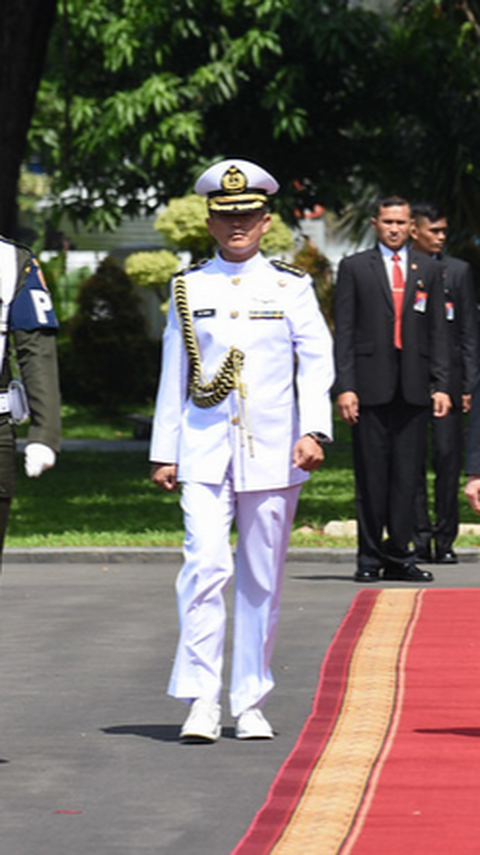 2. Mayor Jenderal TNI (Mar) Ili Dasili<br>