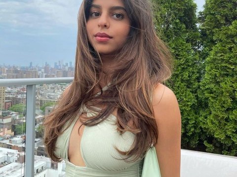 Potret Cantik Suhana Khan, Putri Shahrukh Khan Yang Debut di Film ‘THE ARCHIES’