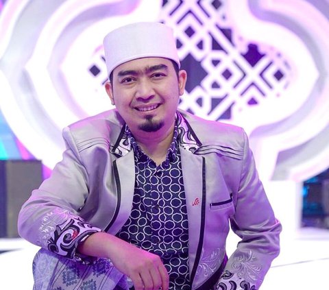 Ustaz Solmed Blak-blakan Soal Uang untuk Bangun Rumah Baru di Bogor