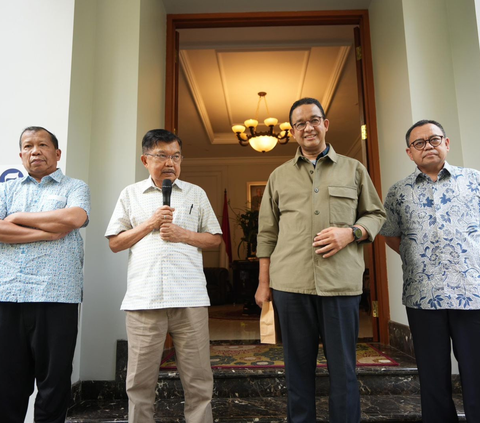 Jusuf Kalla Turun Gunung, Dampingi Cak Imin Konsolidasi Relawan AMIN di Surabaya