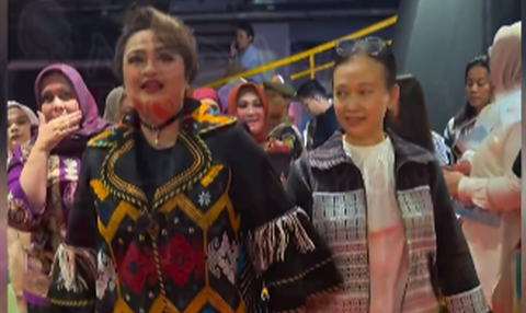 Pesona Kahiyang Ayu Nonton Fashion Festival Bareng Istri Jenderal Polri, Dipuji Makin Cantik 'Bikin Pangling'