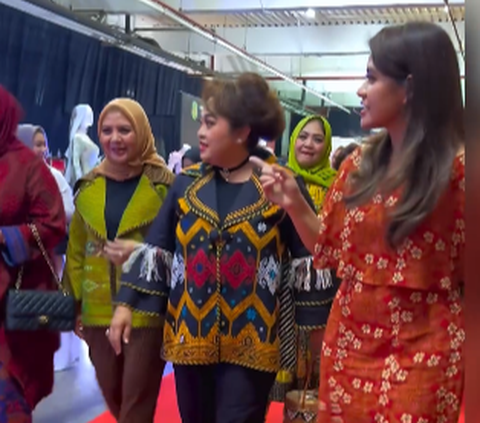 Pesona Kahiyang Ayu Nonton Fashion Festival Bareng Istri Jenderal Polri, Dipuji Makin Cantik 'Bikin Pangling'