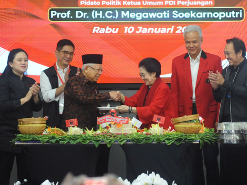 FOTO: Momen Ganjar Pranowo Tampil Buka-Bukaan Membeberkan Keluhan dan Harapan Warga di HUT PDIP ke-51