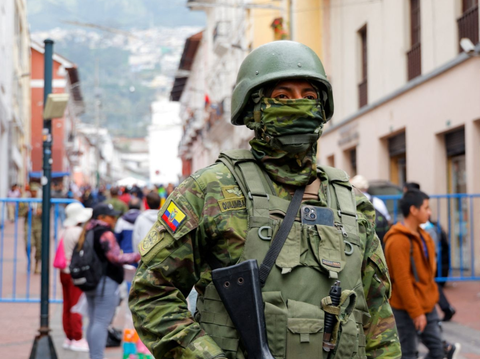 VIDEO: Ekuador Rusuh, Geng Bersenjata Menembak di Jalanan, Pembunuhan di Mana-Mana