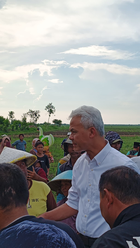 Dialog Bareng Petani Bawang di Brebes, Ganjar Dikeluhkan soal Pupuk Subsidi