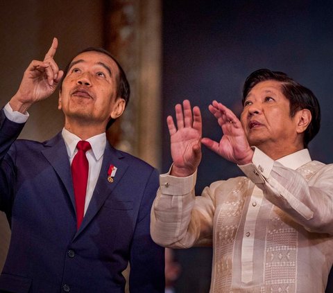 Presiden Joko Widodo atau Jokowi bertemu Presiden Filipina Ferdinand Marcos Jr di Istana Malacanang, Manila, Filipina, Rabu (10/1/2024). Pertemuan ini dilakukan Jokowi ketika PDI Perjuangan menggelar perayaan HUT ke-51.