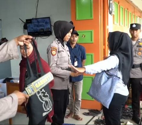 Polres Rohul Berlakukan Pengamanan Super Ketat di Gudang KPU