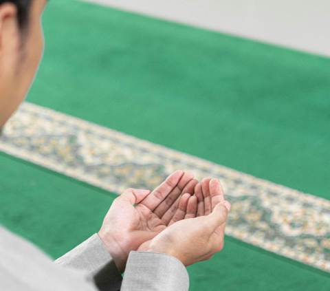 Bacaan Wirid Setelah Sholat, Lengkap Beserta Keutamaannya