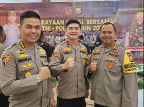 Gagah & Ganteng, Momen Brigjen Deni Dharmapala Ketemu Kawan Letting di Acara Perayaan Natal Bersama TNI-Polri