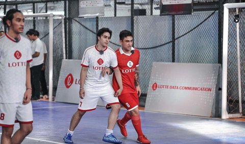 <b>Hobi Main Futsal</b>