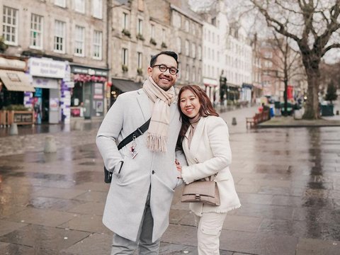 Portrait of Kiky Saputri Announcing First Pregnancy in London