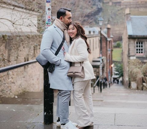 Portrait of Kiky Saputri Announcing First Pregnancy in London