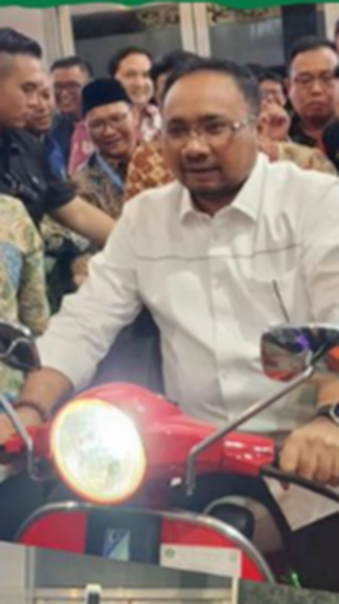 <b>Bikin Bangga, Siswa MAN 2 Bandar Lampung Sulap Vespa 2 Tak Jadi Motor Listrik</b><br>