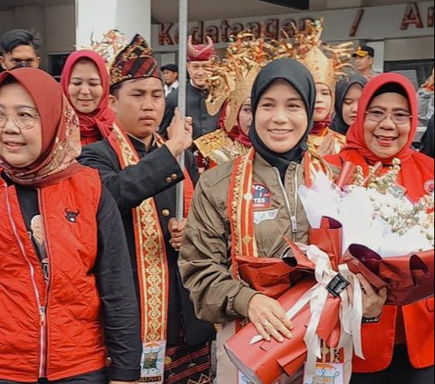 Cerita Siti Atikoh, Istri Ganjar Disebut Ambisius karena Ikut Terjun Kampanye Pilpres 2024