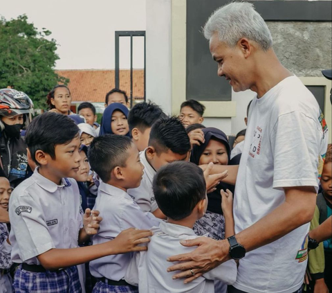 Bertemu Buruh di Tegal, Ganjar Diminta Evaluasi Undang-Undang Cipta Kerja