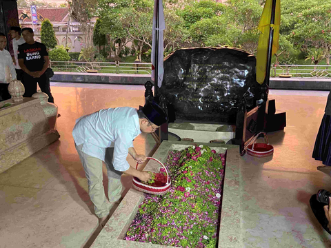 Cerita Cak Imin Ziarah ke Makam Bung Karno di Blitar Setelah Dapat Mimpi Ini