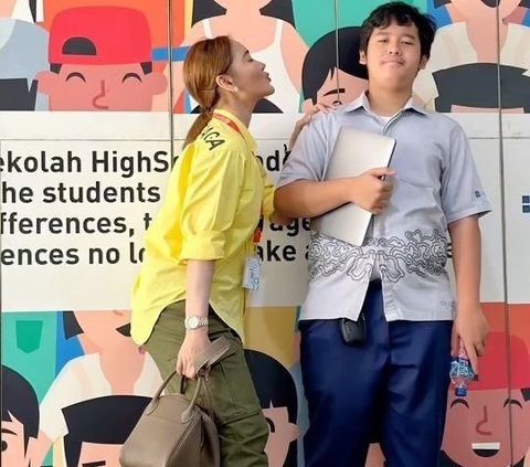 Makin Ganteng & Kini Jadi Idola Baru, Potret Yusuf Ivander Anak Inul Daratista yang Kini Sudah Beranjak Remaja
