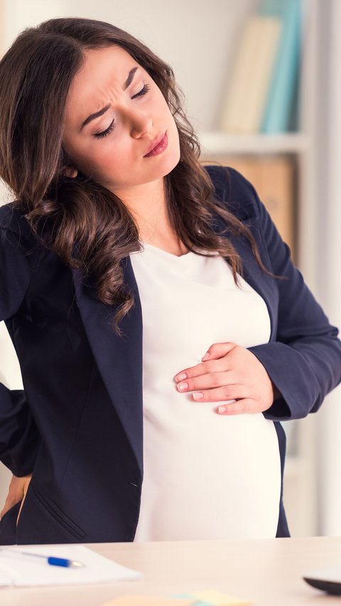 Easy to get angry when pregnant? Don't blame hormones right away.