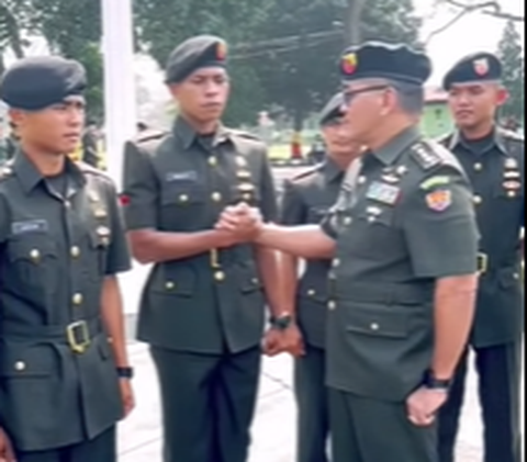 Pemuda Asal Ambon 10 Kali Tes Akhirnya Jadi Tamtama, Kolonel TNI Sampai Kaget 'Kamu Enggak Ada Kerjaan Lain? Enggak Bosan?'