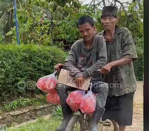 Viral Kisah Haru Perjuangan Lansia 80 Tahun Bersama Anaknya yang ODGJ, Diajak Jualan