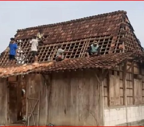 Dampak Cuaca Ekstrem Terjang Jateng, Sebabkan Longsor hingga Angin Kencang di Beberapa Tempat