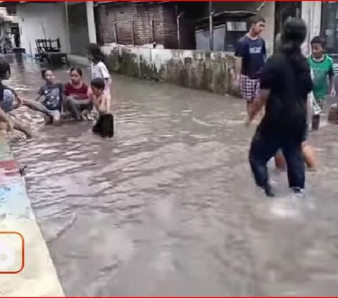 Dampak Cuaca Ekstrem Terjang Jateng, Sebabkan Longsor hingga Angin Kencang di Beberapa Tempat