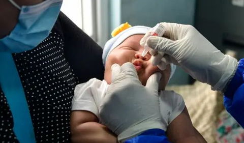 Mencegah anak untuk tidak terinfeksi Polio penting. 