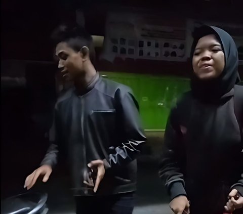 Couple Forced to Ride Motorcycle in the Middle of the Night with a Flat Tire, Even Though Jogja-Magelang is Still Far Away, the Ending is Touching