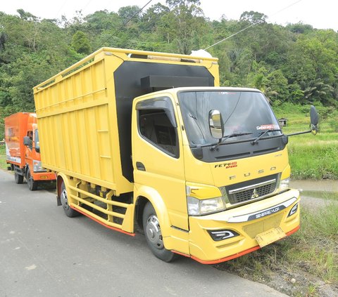 Mitsubishi Fuso Bawa Cuan di Danau Maninjau