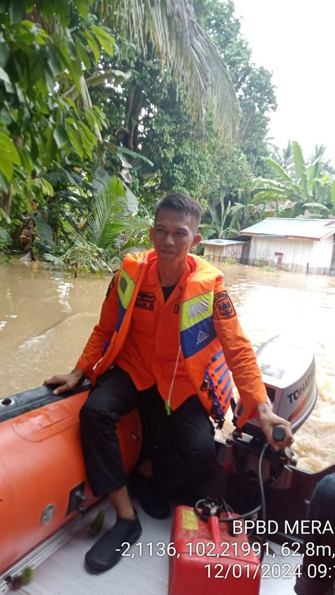 Banjir Rob Terjang 10 Kecamatan dan 25 Desa di Merangin, 1.094 Warga Mengungsi