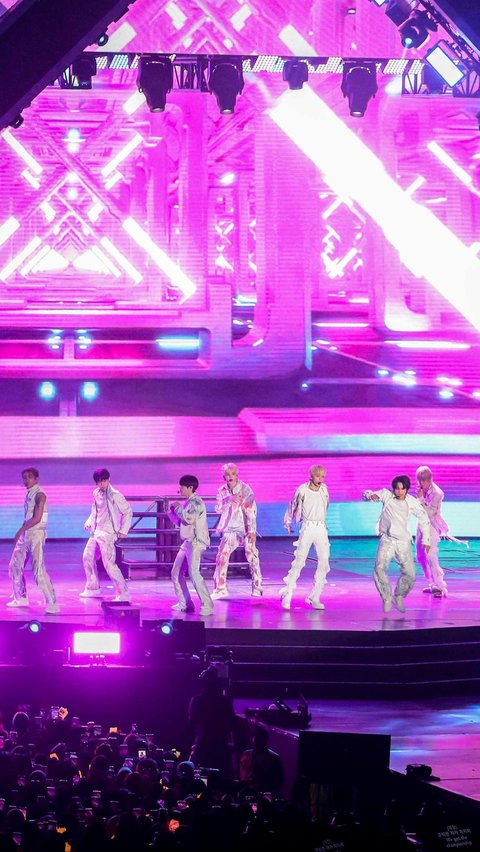 Penampilan NCT 127 dalam konser ketiga mereka bertema 