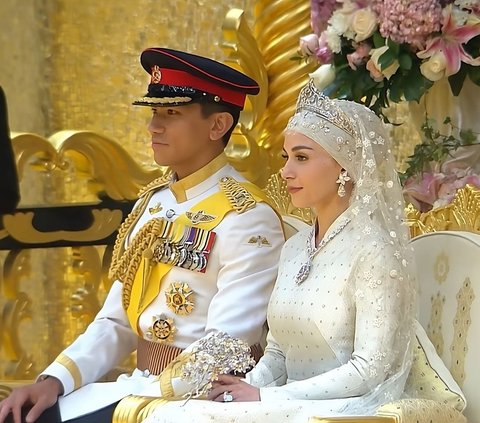 Portrait of the Grand Wedding Reception of Prince Abdul Mateen and Anisha Rosnah