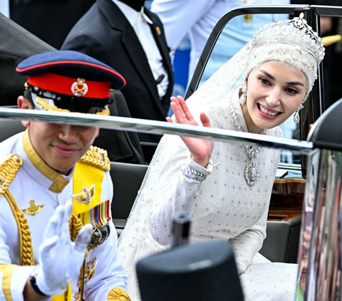 FOTO: Melihat Puncak Pernikahan Pangeran Mateen-Anisha Rosnah Bertabur Kemewahan di Bandar Seri Begawan, Brunei Darussalam