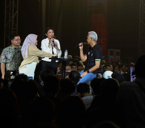 FOTO: Penuhi Undangan Diskusi Generasi Perintis, Ganjar Pranowo Sampaikan Gagasan Membakar Semangat Anak Muda