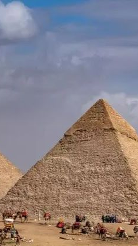Peneliti Pakai Robot untuk Lihat Bagian Dalam Piramida Giza, Ternyata Begini Isinya