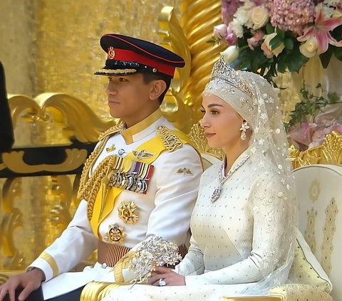 Pangeran Abdul Mateen Bagikan Foto Lawasnya dengan Istri yang Masih Pegang Botol Susu