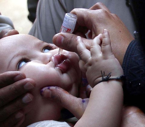 Pemberian Vaksin Polio Serentak untuk Anak, Tak Perlu Khawatir Efek Sampingnya