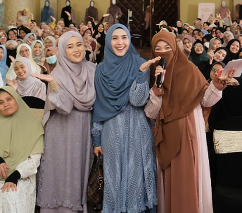 Komunitas Teman Taat Gelar Kajian Bersama Ustadzah Oki Setiana Dewi Dengan Tema 'Agar Menikah Tak Salah Arah'